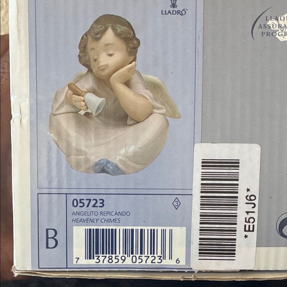 Lladro Heavenly Chimes Angel Figurine in Cream, Blue and Brown
